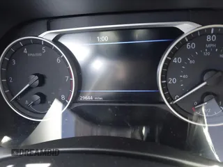 2024 Nissan Sentra SR z VIN 3N1AB8DV5RY286078, wystawiony jako IAAI lot #42254814 z przebiegiem 29 644 mil mil oraz . Historia ofert i sprzedaży dostępna na DreamBid. Obrazek 7.