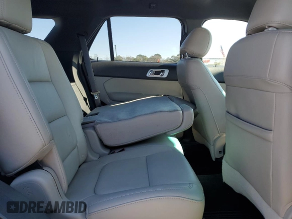2014 Ford Explorer XLT с VIN 1FM5K7D83EGB06820, выставлен на аукционе Copart как лот 87678445 с пробегом 140 654 миль миль и Списание • Salvage title. История ставок и продаж доступна на DreamBid. Изображение 11.