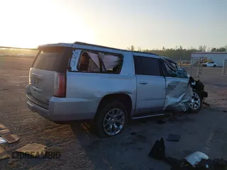 2020 GMC Yukon XL SLT z VIN 1GKS1GKC6LR238395, wystawiony jako IAAI lot #41522887 z przebiegiem Nie podano mil oraz . Historia ofert i sprzedaży dostępna na DreamBid. Obrazek 4.