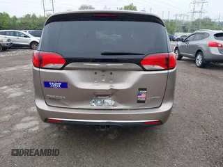 2017 Chrysler Pacifica Limited with VIN 2C4RC1GG4HR537737, listed as a IAAI auction lot 42151937 with 162,473 mi miles and . Bid and sale history available at DreamBid. Image 17.
