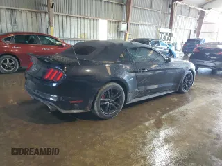 2016 Ford Mustang GT Premium z VIN 1FATP8FF0G5216727, wystawiony jako Copart lot #80497454 z przebiegiem Nie podano mil oraz Szkoda całkowita • Salvage title. Historia ofert i sprzedaży dostępna na DreamBid. Obrazek 3.