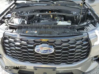2025 Ford Explorer ST-Line with VIN 1FMUK8KH8SGB46603, listed as a Copart auction lot 63340675 with 2,213 mi miles and Salvage title. Bid and sale history available at DreamBid. Image 12.