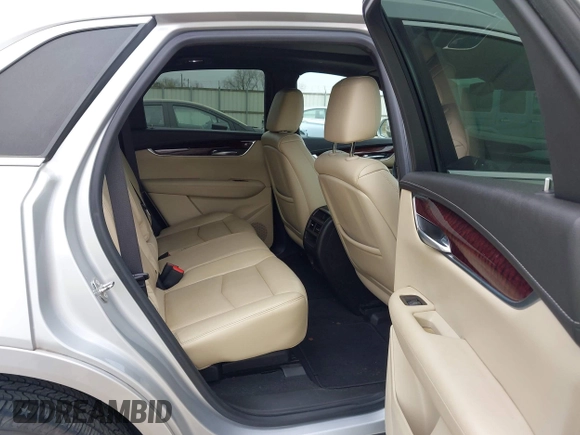 2017 Cadillac XT5 Luxury FWD z VIN 1GYKNBRS2HZ232241, wystawiony jako IAAI lot #41875766 z przebiegiem 195 113 mil mil oraz . Historia ofert i sprzedaży dostępna na DreamBid. Obrazek 8.