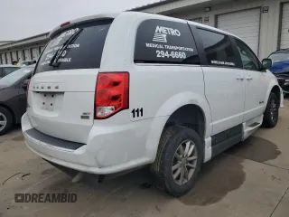 2019 Dodge Grand Caravan SXT with VIN 2C7WDGCG5KR584228, listed as a Copart auction lot 88709775 with 150,581 mi miles and Salvage Title. Bid and sale history available at DreamBid. Image 3.