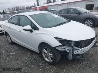 2017 Chevrolet Cruze LT with VIN 1G1BH5SE2H7247474, listed as a IAAI auction lot 41625478 with 113,023 mi miles. Bid and sale history available at carsss.com. Image 1.