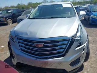 2017 Cadillac XT5 Luxury FWD z VIN 1GYKNBRS6HZ231609, wystawiony jako IAAI lot #42043791 z przebiegiem 106 594 mil mil oraz . Historia ofert i sprzedaży dostępna na DreamBid. Obrazek 12.