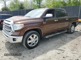 2015 Toyota Tundra Platinum z VIN 5TFAW5F10FX454698, wystawiony jako Copart lot #53311735 z przebiegiem 230 771 mil mil oraz Szkoda całkowita • Salvage title. Historia ofert i sprzedaży dostępna na DreamBid. Obrazek 1.