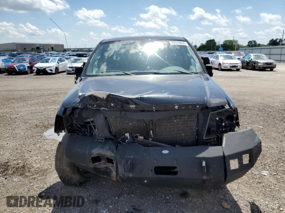 2004 Ford F-150 XLT with VIN 1FTPX14564NA90009, listed as a Copart auction lot 62570055 with 207,401 mi miles and Clean title. Bid and sale history available at DreamBid. Image 5.