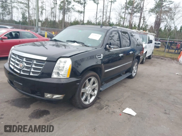 2011 Cadillac Escalade ESV Premium z VIN 1GYS3JEF6BR326994, wystawiony jako IAAI lot #41538648 z przebiegiem 159 768 mil mil oraz . Historia ofert i sprzedaży dostępna na DreamBid. Obrazek 17.