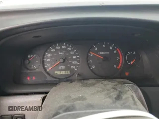 2000 Nissan Xterra XE z VIN 5N1ED28Y3YC512700, wystawiony jako Copart lot #45238875 z przebiegiem 211 393 mil mil oraz Czysty tytuł • Clean title. Historia ofert i sprzedaży dostępna na DreamBid. Obrazek 9.