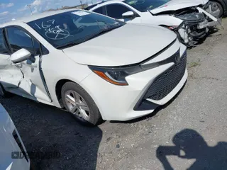 2020 Toyota Corolla Hatchback SE with VIN JTND4RBE5L3086035, listed as a IAAI auction lot 41709196 with 23,100 mi miles. Bid and sale history available at carsss.com. Image 1.