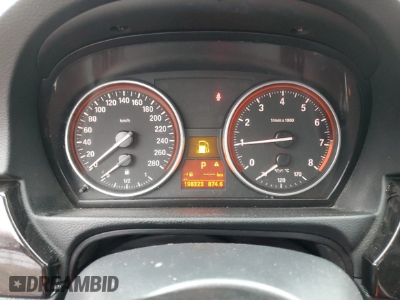 2008 BMW 3 Series 328xi z VIN WBAWC33538PD08762, wystawiony jako Copart lot #78719984 z przebiegiem 198 323 mil mil oraz Czysty tytuł • Clean title. Historia ofert i sprzedaży dostępna na DreamBid. Obrazek 9.