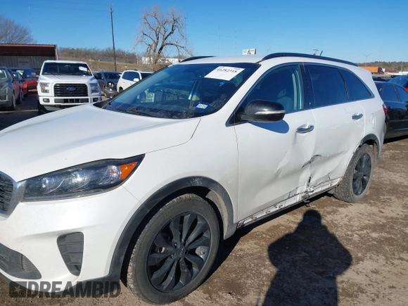 2019 Kia Sorento S V6 with VIN 5XYPG4A56KG601177, listed as a IAAI auction lot 41282318 with 132,373 mi miles. Bid and sale history available at carsss.com. Image 6.