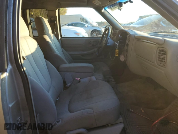 2003 GMC Sonoma with VIN 1GTCS19H638195758, listed as a Copart auction lot 83080674 with 152,104 mi miles and Salvage Title. Bid and sale history available at DreamBid. Image 10.