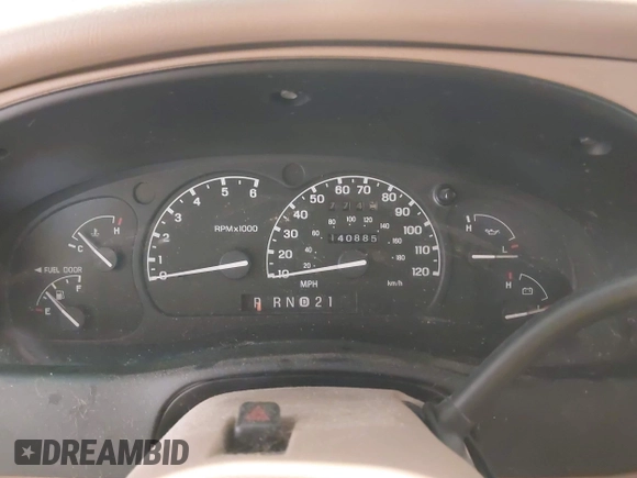 1998 Ford Explorer XL z VIN 1FMZU34E8WZB12600, wystawiony jako IAAI lot #42183517 z przebiegiem 196 799 mil mil oraz . Historia ofert i sprzedaży dostępna na DreamBid. Obrazek 7.