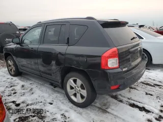 2011 Jeep Compass Latitude with VIN 1J4NT1FB2BD208396, listed as a Copart auction lot 85683924 with 132,603 mi miles and Salvage Title. Bid and sale history available at carsss.com. Image 2.