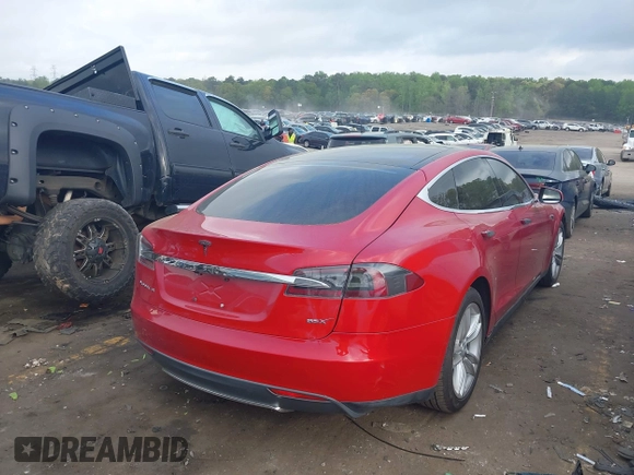 2013 Tesla Model S with VIN 5YJSA1CN1DFP09756, listed as a IAAI auction lot 41921720 with 94,770 mi miles. Bid and sale history available at carsss.com. Image 4.