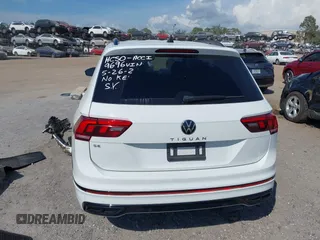 2022 Volkswagen Tiguan SE R-Line Black with VIN 3VVCB7AX5NM009696, listed as a IAAI auction lot 42364884 with 45,380 mi miles and . Bid and sale history available at DreamBid. Image 15.
