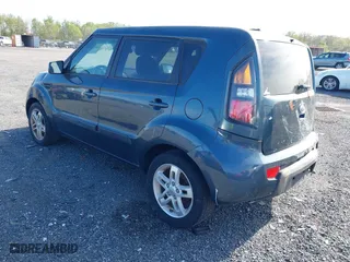 2011 Kia Soul + with VIN KNDJT2A28B7232900, listed as a IAAI auction lot 42093207 with 153,504 mi miles. Bid and sale history available at carsss.com. Image 3.
