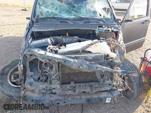 2008 Jeep Liberty Sport with VIN 1J8GP28K98W245697, listed as a IAAI auction lot 40896591 with Not Provided miles. Bid and sale history available at carsss.com. Image 6.