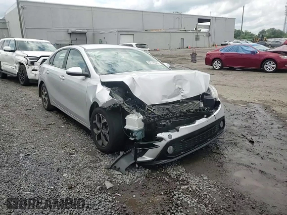 2021 Kia Forte LXS z VIN 3KPF24AD5ME334549, wystawiony jako Copart lot #57179825 z przebiegiem 43 544 mil mil oraz Szkoda całkowita • Salvage title. Historia ofert i sprzedaży dostępna na DreamBid. Obrazek 14.