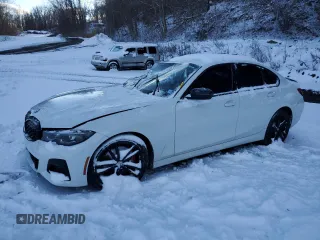 2022 BMW 3 Series M340i xDrive with VIN 3MW5U9J04N8C57069, listed as a Copart auction lot 88677765 with 0 mi miles and Salvage Title. Bid and sale history available at carsss.com. Image 1.