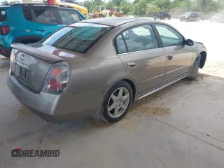 2003 Nissan Altima SE with VIN 1N4BL11D13C290488, listed as a IAAI auction lot 42357527 with 82,945 mi miles and . Bid and sale history available at DreamBid. Image 4.
