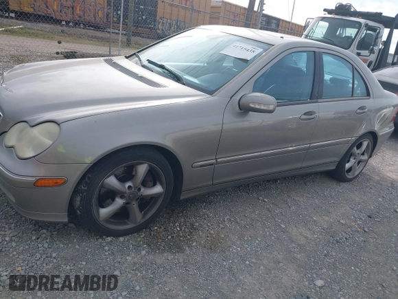 2004 Mercedes-Benz C 230 Kompressor with VIN WDBRF40J54F537440, listed as a IAAI auction lot 41715435 with 71,763 mi miles and . Bid and sale history available at DreamBid. Image 2.