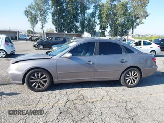 2008 Hyundai Azera Limited with VIN KMHFC46FX8A264798, listed as a IAAI auction lot 42684089 with 204,377 mi miles and . Bid and sale history available at DreamBid. Image 14.