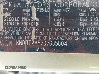 2013 Kia Soul with VIN KNDJT2A57D7635604, listed as a IAAI auction lot 41761711 with 189,848 mi miles. Bid and sale history available at carsss.com. Image 9.
