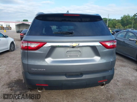 2020 Chevrolet Traverse LS z VIN 1GNERFKW2LJ276394, wystawiony jako IAAI lot #42167725 z przebiegiem 55 975 mil mil oraz . Historia ofert i sprzedaży dostępna na DreamBid. Obrazek 16.