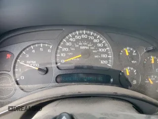 2005 Chevrolet Suburban LT with VIN 3GNEC16Z95G257855, listed as a Copart auction lot 61812335 with 188,511 mi miles and Salvage title. Bid and sale history available at DreamBid. Image 9.