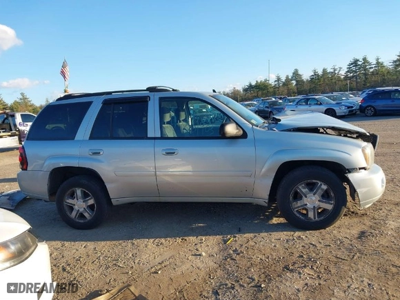 2007 Chevrolet TrailBlazer LT with VIN 1GNDT13S872112773, listed as a IAAI auction lot 40351903 with NaN miles. Bid and sale history available at carsss.com. Image 13.