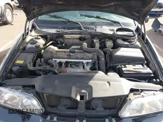 2004 Volvo C70 with VIN YV1NC62D94J049529, listed as a IAAI auction lot 41668957 with 100,110 mi miles. Bid and sale history available at carsss.com. Image 10.