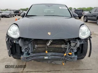 2016 Porsche Cayenne z VIN WP1AA2A26GKA13863, wystawiony jako Copart lot #55081365 z przebiegiem 178 612 mil mil oraz Szkoda całkowita • Salvage title. Historia ofert i sprzedaży dostępna na DreamBid. Obrazek 5.