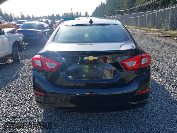 2017 Chevrolet Cruze LS z VIN 1G1BC5SM5H7277073, wystawiony jako IAAI lot #41336306 z przebiegiem 95 515 mil mil oraz . Historia ofert i sprzedaży dostępna na DreamBid. Obrazek 17.