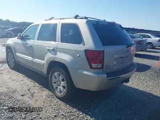 2008 Jeep Grand Cherokee Limited z VIN 1J8HS58208C106077, wystawiony jako IAAI lot #42273057 z przebiegiem 386 866 mil mil oraz . Historia ofert i sprzedaży dostępna na DreamBid. Obrazek 3.