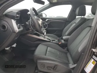 2024 Audi A3 Premium z VIN WAUAUDGY4RA044115, wystawiony jako Copart lot #51687515 z przebiegiem 20 401 mil mil oraz Szkoda całkowita • Salvage title. Historia ofert i sprzedaży dostępna na DreamBid. Obrazek 7.