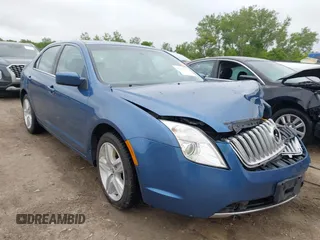 2010 Mercury Milan z VIN 3MEHM0HA7AR649508, wystawiony jako IAAI lot #42353155 z przebiegiem 369 613 mil mil oraz . Historia ofert i sprzedaży dostępna na DreamBid. Obrazek 1.
