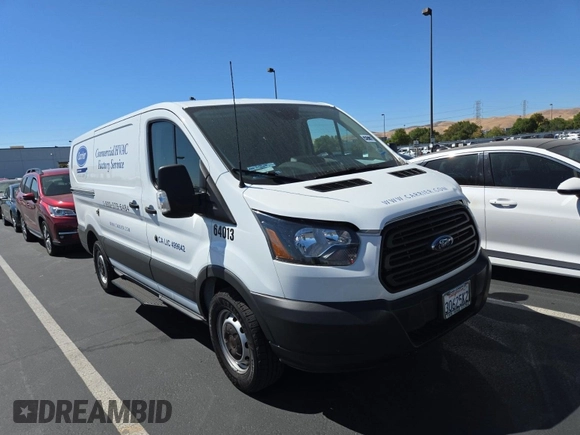 2017 Ford Transit z VIN 1FTYR1YM1HKB36417, wystawiony jako IAAI lot #42617602 z przebiegiem 96 942 mil mil oraz . Historia ofert i sprzedaży dostępna na DreamBid. Obrazek 3.