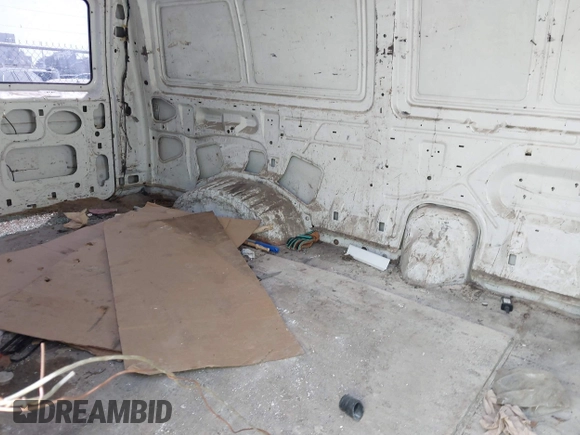 2008 Ford Econoline Cargo Commercial with VIN 1FTNE14W48DA33339, listed as a IAAI auction lot 42469025 with 362,936 mi miles and . Bid and sale history available at DreamBid. Image 8.