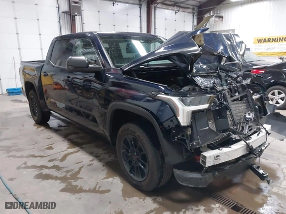 2024 Toyota Tundra 4WD SR5 with VIN 5TFLA5DB7RX176664, listed as a IAAI auction lot 40418278 with 12,105 mi miles. Bid and sale history available at carsss.com. Image 1.