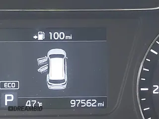 2019 Kia Sorento LX with VIN 5XYPG4A36KG575579, listed as a IAAI auction lot 41432346 with 97,562 mi miles. Bid and sale history available at carsss.com. Image 15.