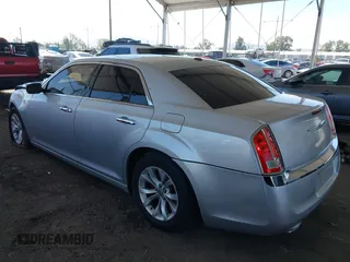 2012 Chrysler 300 Limited z VIN 2C3CCACG4CH223309, wystawiony jako IAAI lot #42217932 z przebiegiem 119 961 mil mil oraz . Historia ofert i sprzedaży dostępna na DreamBid. Obrazek 3.