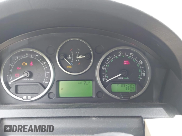 2006 Land Rover Range Rover Sport HSE z VIN SALSF25436A970841, wystawiony jako IAAI lot #42152175 z przebiegiem 254 024 mil mil oraz . Historia ofert i sprzedaży dostępna na DreamBid. Obrazek 7.