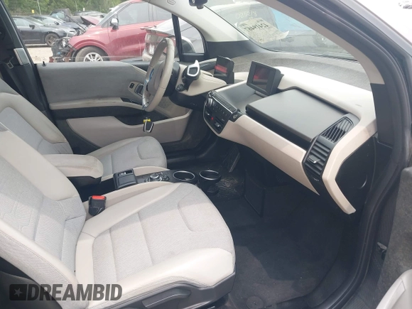 2014 BMW i3 с VIN WBY1Z4C50EV273179, выставлен на аукционе IAAI как лот 42419467 с пробегом 84 170 миль миль и . История ставок и продаж доступна на DreamBid. Изображение 5.