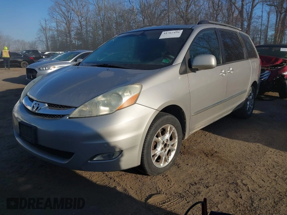 2006 Toyota Sienna XLE z VIN 5TDBA22C26S064443, wystawiony jako IAAI lot #41767456 z przebiegiem 165 629 mil mil oraz . Historia ofert i sprzedaży dostępna na DreamBid. Obrazek 2.