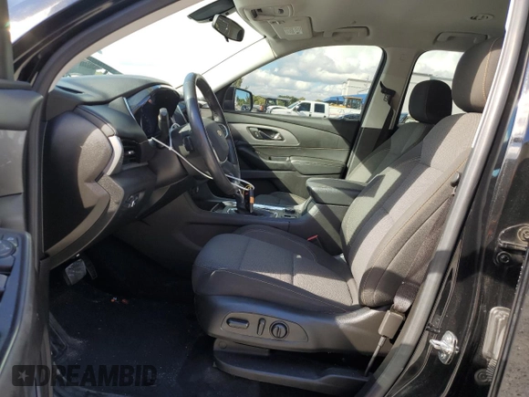 2021 Chevrolet Traverse LT Cloth z VIN 1GNERGKW7MJ168621, wystawiony jako Copart lot #57076965 z przebiegiem 68 353 mil mil oraz Nie do naprawy • Non repairable. Historia ofert i sprzedaży dostępna na DreamBid. Obrazek 7.