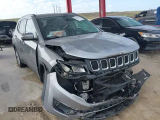 2018 Jeep Compass Latitude with VIN 3C4NJCBB0JT227017, listed as a IAAI auction lot 41560576 with 63,543 mi miles. Bid and sale history available at carsss.com. Image 1.
