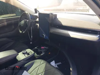 2023 Ford Mustang Mach-E Select с VIN 3FMTK1RM5PMA30178, выставлен на аукционе IAAI как лот 42287333 с пробегом 61 288 миль миль и . История ставок и продаж доступна на DreamBid. Изображение 5.